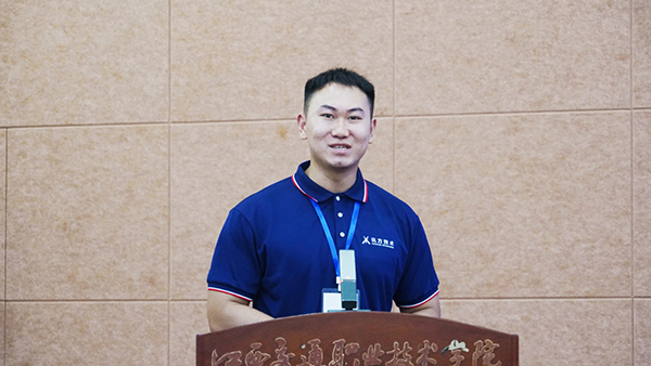 凤凰联盟校企相助中心 总监林晨